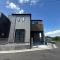 【神奈川県/横浜市戸塚区上矢部町】戸塚区上矢部町　新築戸建　2号棟/全5棟 外観：写真中央　全5棟/2号棟