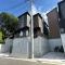 【神奈川県/横浜市戸塚区上矢部町】戸塚区上矢部町　新築戸建　5号棟/全5棟 外観：写真中央　全5棟/5号棟