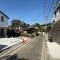 【神奈川県/横浜市戸塚区舞岡町】戸塚区舞岡町　新築戸建　2号棟/全3棟 前面道路