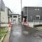 【神奈川県/茅ヶ崎市香川】茅ヶ崎市香川5丁目　新築戸建　1号棟/全10棟 前面道路：奥　右　1号棟
奥正面　2号棟
奥　左　3号棟