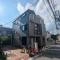 【東京都/文京区小日向】文京区小日向3丁目新築戸建 建築中の外観：写真中央