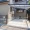 【大阪府/茨木市花園】茨木市花園2丁目　中古戸建 駐車場