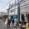 【東京都/江東区東砂】江東区東砂4丁目新築戸建 2号棟 建築中の外観：左側（全2棟）