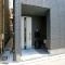【東京都/北区王子本町】王子本町二丁目借地権付新築戸建 玄関
