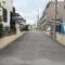 【神奈川県/横浜市港北区大倉山】横浜市港北区大倉山4丁目 前面道路含む現地写真