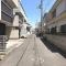 【神奈川県/川崎市幸区小倉】小倉5丁目一戸建て ＜現地写真（前面道路含む）＞　ビルトインガレージ付きの一戸建て住宅。空室につき、ご希望の日時に・・・