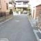 【埼玉県/川口市上青木西】川口市上青木西4丁目 中古一戸建て 前面道路　玄関から北側を望む