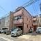 【神奈川県/川崎市川崎区浅田】川崎市川崎区浅田1丁目 中古一戸建て 外観：JR南武線・JR鶴見線「浜川崎」駅徒歩13分。ビルトガレージあり、1台駐車可能です。