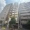 【東京都/豊島区巣鴨】巣鴨第2SYマンション 外観：左から2番目の白い建物