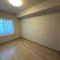 【神奈川県/横浜市保土ケ谷区狩場町】コープ保土ケ谷 D棟 洋室：(約5.0帖)
