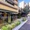【東京都/新宿区内藤町】ディアナコート御苑内藤町 アプローチ