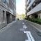 【東京都/調布市布田】ライオンズヴィアーレ調布 前面道路