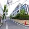 【東京都/渋谷区元代々木町】プラウド元代々木町 前面道路