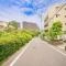 【神奈川県/横浜市都筑区牛久保東】ミオカステーロ港北II 前面道路
