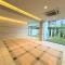 【神奈川県/横浜市港北区箕輪町】シャリエ日吉 エントランス