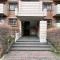 【東京都/国分寺市泉町】西国分寺史跡通り住宅 2号棟 アプローチ