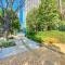 【東京都/港区東新橋】東京ツインパークス　ライトウィング マンション前緑道