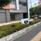 【東京都/調布市国領町】コナ・ヴィレッジ調布国領 アプローチ