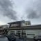 【大阪府/豊中市北緑丘】千里緑丘住宅14号棟 KOHYO豊中緑丘店