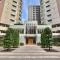 【埼玉県/さいたま市大宮区吉敷町】THE OMIYA TOWERS TOWER EAST エントランス：左側が対象物件