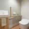 【神奈川県/横浜市港北区篠原台町】白楽ハウス トイレ