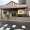 【埼玉県/吉川市保】ライオンズヴィアーレ吉川 アプローチ