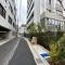 【東京都/新宿区新宿】ピアース新宿三丁目 前面道路