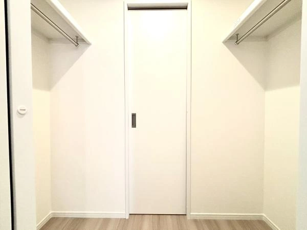 【東京都/渋谷区代々木2丁目】バロール代々木 収納