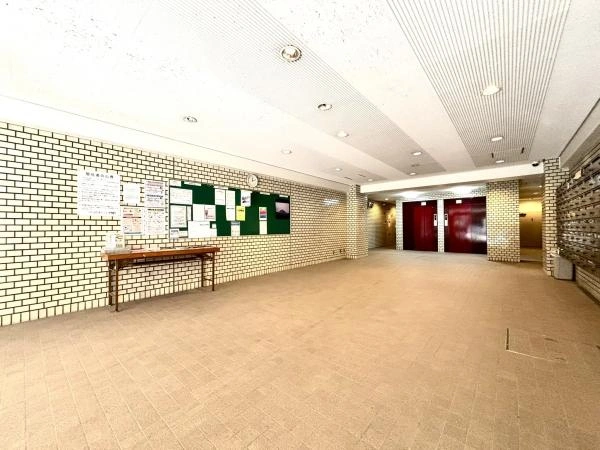 【東京都/渋谷区代々木2丁目】バロール代々木 エントランス