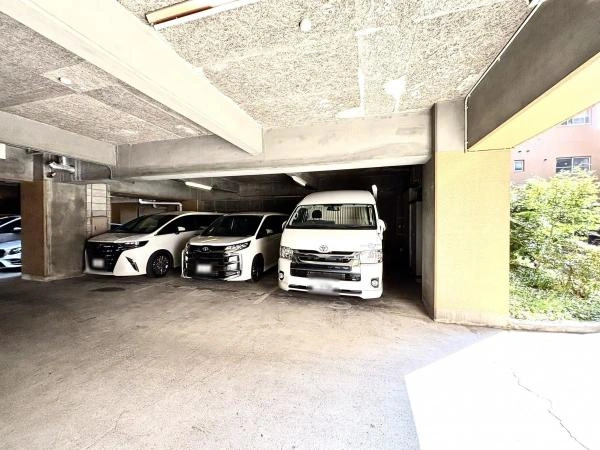 【東京都/渋谷区代々木2丁目】バロール代々木 駐輪場