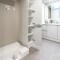 【神奈川県/茅ヶ崎市中海岸】ライオンズマンション茅ヶ崎サザンビーチ 洗面室
