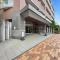【神奈川県/川崎市高津区千年新町】ライオンズマンション武蔵新城緑園の街壱番館 アプローチ