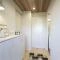 【大阪府/大阪市西成区岸里東】岸里コーポ 壱号館 玄関：【家具調度品は価格に含まれません】