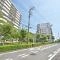 【神奈川県/横浜市戸塚区下倉田町】コスモ戸塚リベラヒルズ B棟 前面道路
