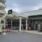 【神奈川県/横浜市港南区東永谷】サンヴェール上大岡 FUJIスーパー 芹が谷店
