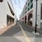 【神奈川県/横浜市緑区十日市場町】ホーメストプラザ十日市場　 東館 前面道路