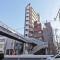 【東京都/北区上十条】ラ・ポール十条 外観：写真中央の建物
