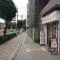 【東京都/世田谷区野沢】クレヴィア駒沢大学 前面道路：大規模修繕中