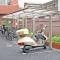 【東京都/渋谷区本町】日興初台スカイマンション 駐車場：バイク置場もあります。