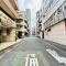【東京都/新宿区四谷】クイーンズコートオークラ 前面道路
