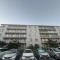 【京都府/長岡京市八条が丘】長岡天神ハイツ 7棟 外観：全18棟/右側