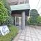【千葉県/千葉市中央区千葉港】 カルム千葉ガーデンポート アプローチ