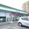 【東京都/東村山市久米川町】ライオンズマンション久米川第2弐番館 ファミリーマート　東村山久米川町店