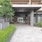 【埼玉県/草加市栄町】コスモステージ草加松原 エントランス