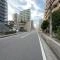 【埼玉県/川口市栄町】ライオンズマンション川口栄町 前面道路（２０２６年７月撮影）