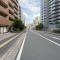 【埼玉県/川口市栄町】ライオンズマンション川口栄町 前面道路（２０２６年７月撮影）