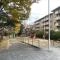 【大阪府/豊中市中桜塚】桜塚パークマンション 公園と外観