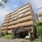【神奈川県/横浜市港北区新羽町】ライオンズマンション大倉山新羽町 外観：【間取り】４階・東南角部屋！２面バルコニーにつき、陽当たり＆眺望＆通風良好です♪全居室収納スペ・・・