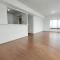 【神奈川県/横浜市港北区新羽町】ライオンズマンション大倉山新羽町 【リビング】ご家族の会話がはずむ、約15.0帖の開放的なＬＤＫ