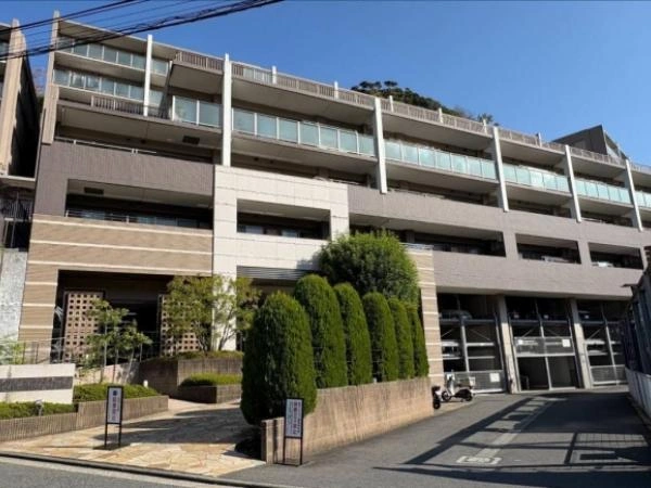 外観：2008年築、総戸数149戸のビッグコミュニティ！